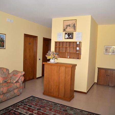 Camere Tiziana Assisi Eksteriør bilde